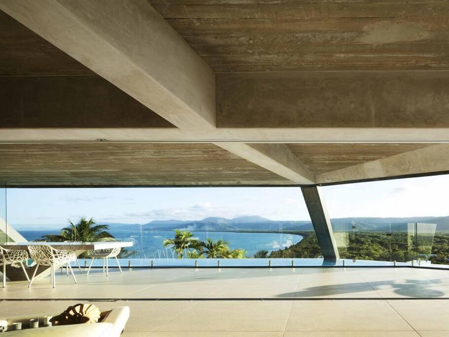 Villa 'The Edge' Unique Luxury Experience à Port Douglas Extérieur photo